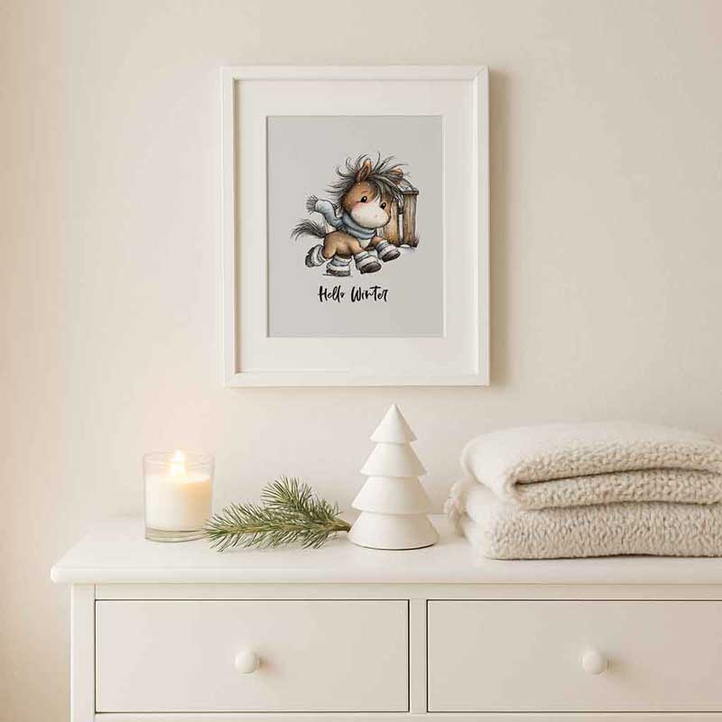 Winter Poster „Hello Winter“ Kleines Pferd im Schnee | A4 Printable